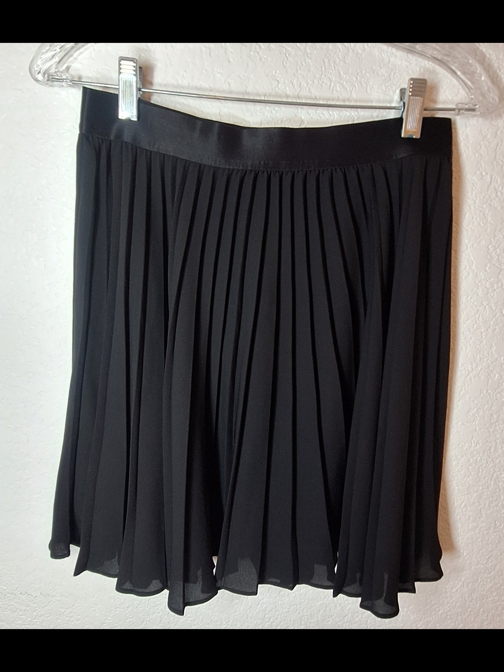 Express Black Pleated Chiffon Mini Skirt Satin Waistband Small S P 2017